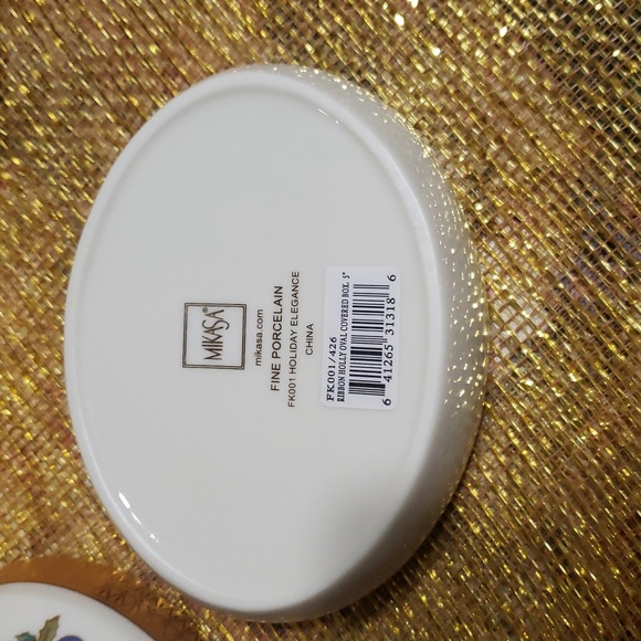 MIKASA Holiday Elegance FK001/426. Nice Oval Shaped Trinket Box with Lid. - Picture 4 of 7